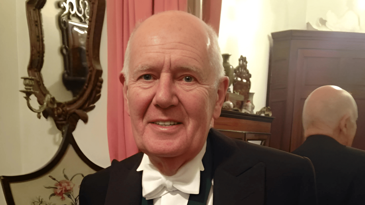 Peter Lewis-Crown OBE –&nbsp;Obituary